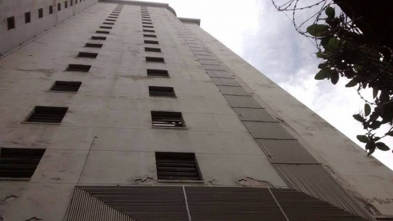 Limpeza de Fachada Comercial Santana de Parnaíba - Lavagem de Fachada de Prédio Residencial